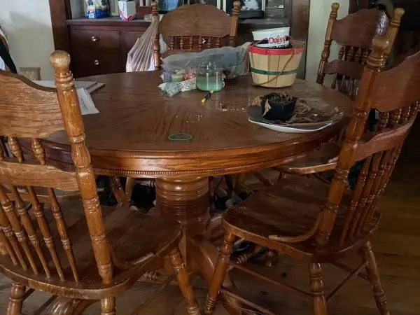 Kitchen table