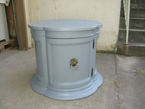 END / SIDE TABLE