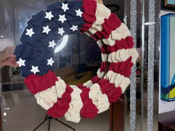 Handcrafted American flag burlap wreath! Never used! With tags! $25!!