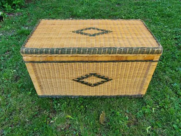 Nice Sturdy Wicker Storage Trunk Chest