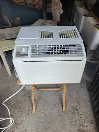 One year old air conditioner