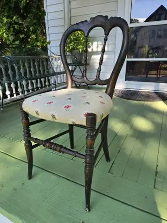 Antique Victorian Side Chair