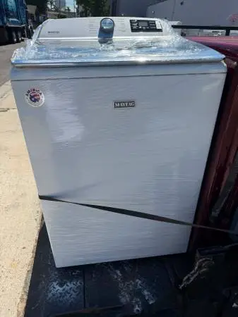 Maytag commercial technology top load 5.3 cu ft