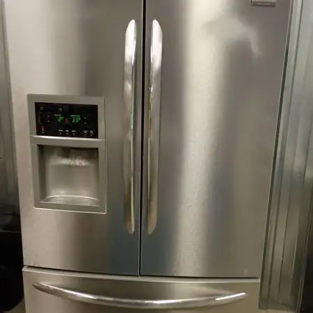 French door refrigerator