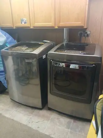 LG Washer and dryer set