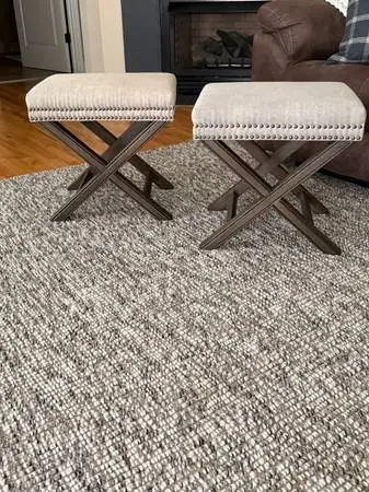 STOOLS