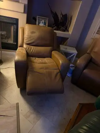 FLEXSTEEL LEATHER POWER RECLINER