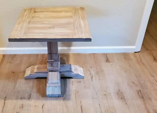 Table - wood grain look