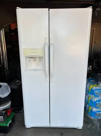 Frigidaire Fridge/Freezer