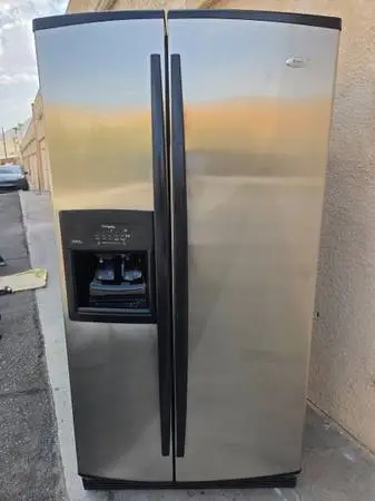 Whirlpool Gold stainless refurbished refrigerator ice/water