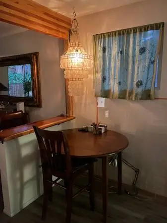 Dinning table 40in by40in