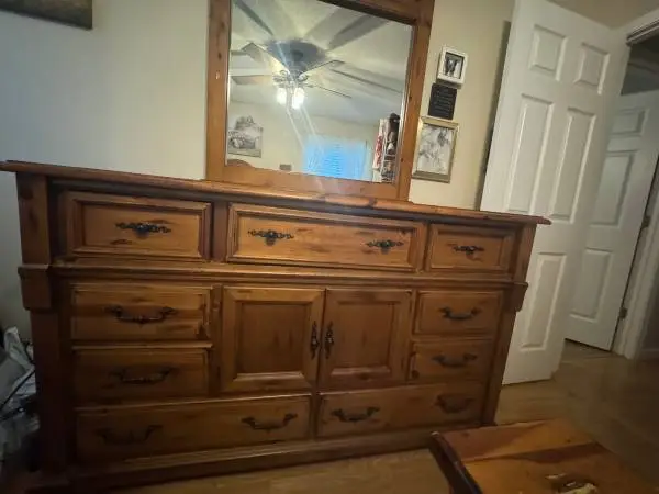 Bed room suite