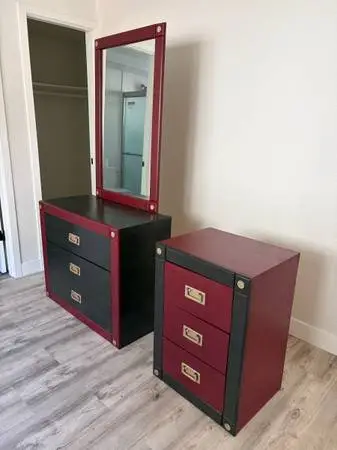 Solid 3 Drawer Dresser & Side Dresser