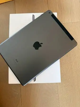 iPad 7th 128GB Cellular Unlocked