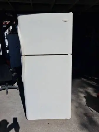 ~☆ Frigidaire Refrigerator ☆~