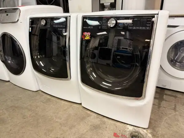 Lg steam washer 5.2 cu ft & dryer gas 9.0 cu ft