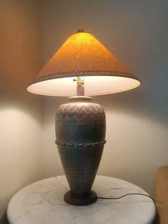 Casual Lamps 1992 Pottery Table Lamp 32 tall 19 diameter w shade