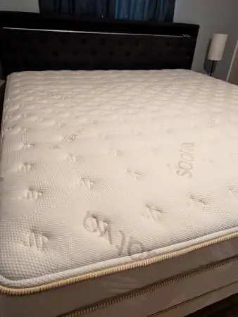 Saatva Classic King size