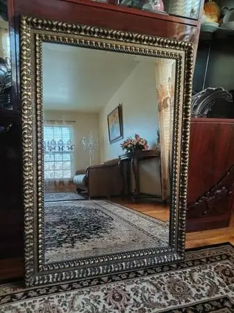Decorative Living Room Mirror 27.5 x 38.5 x 1 thick