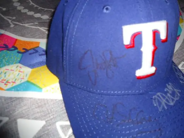 Texas Rangers baseball cap with 5 autographs