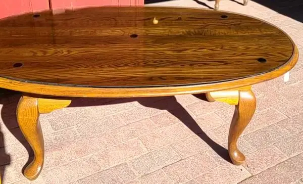 Circle low table