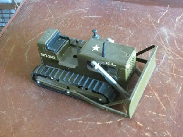 TONKA ARMY DOZER
