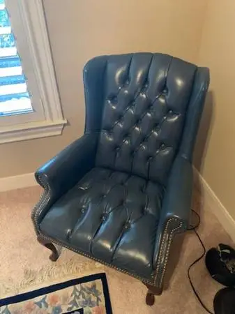 Chair - leatherette