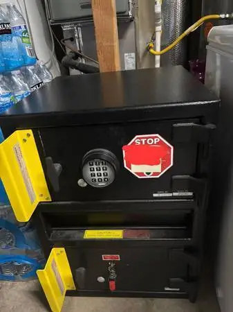 Amsec Safety Box