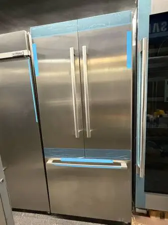 Stainless Steel Built-In Refrigerator BOSCH