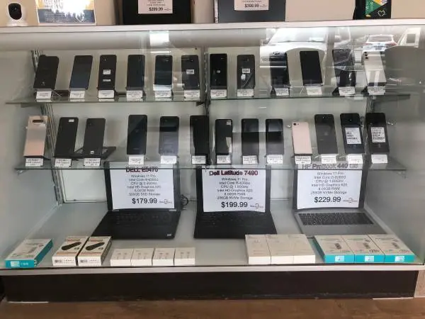 Affordable Phones ! Good Condition !