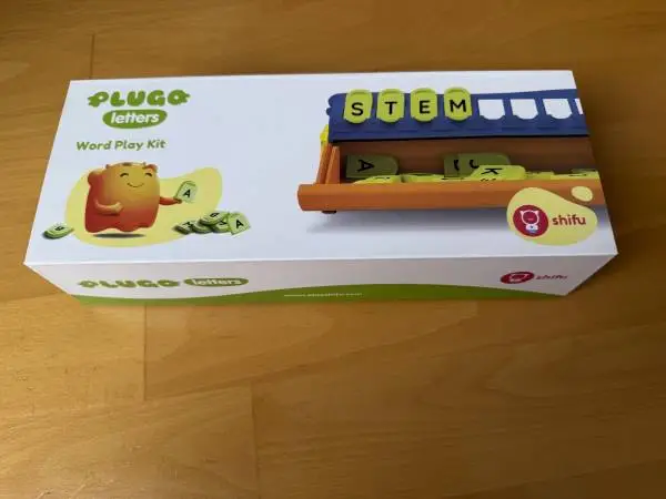 LIKE NEW - PLUGO LETTERS - Word Play Kit - PLUGO by SHIFU