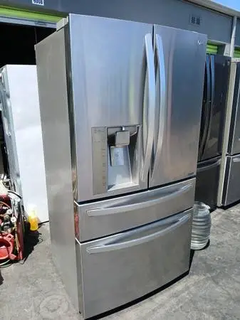 Lg 4 door refrigerator