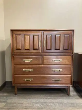 Tall Dresser vintage 6 drawer 1960s Heywood Wakefield Solid wood