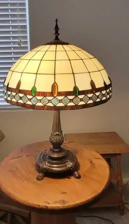 Large Tiffany Style Stained Glass lamp