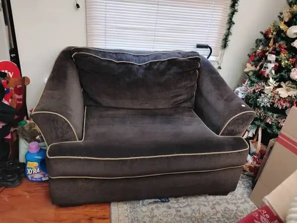 Small Love Seat
