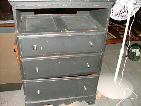 Dresser