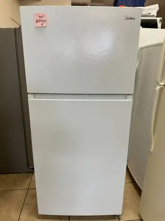 Midea 30 Inch Top-freezer refrigerator LIKE NEW W/ WARRANTY!!