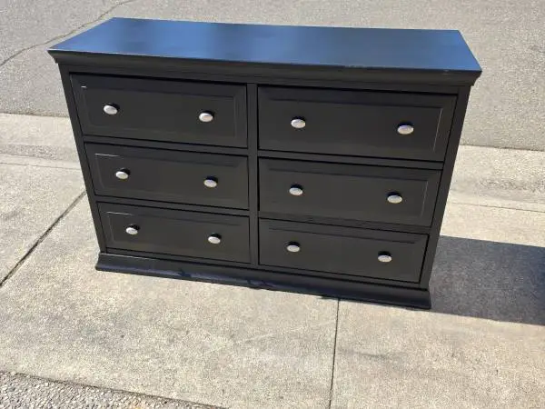 Lightweight wood 6 drawer dresser #1949