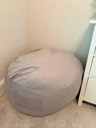 Beanbag chair, shredded foam, like new