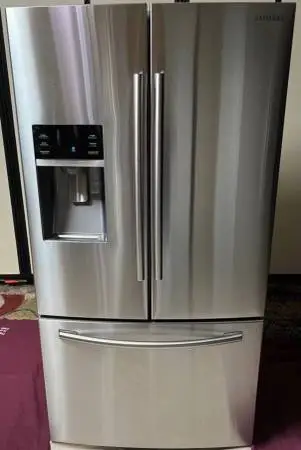 Refrigerator