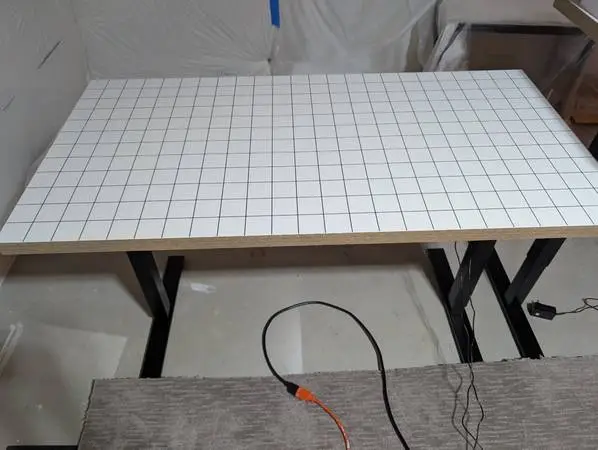 Electric Standing Desk – Mint Condition