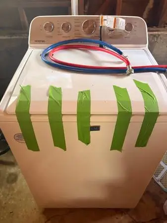 Maytag Washing Machine, large capaciy