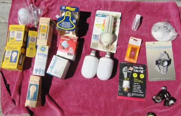 Incandescent LIGHT BULBS HALOGEN FLOODLIGHTS 60-100W Globe Track Light
