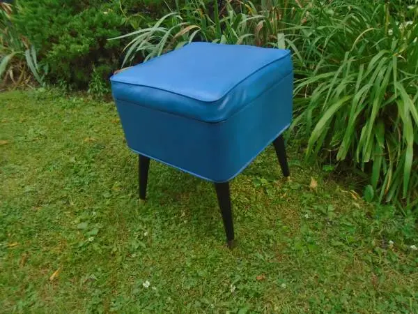 Vintage Singer Sewing Ottoman/Storage