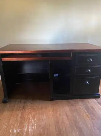 Desk & file cabinet
