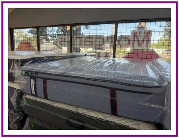 QUEEN SIZE SEALY POSTUREPEDIC PRO (FIRM) PILLOW TOP MATTRESS & BOX BED