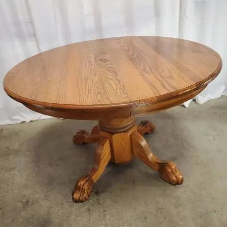 Golden Oak Period Quarter Sawn White Oak Pedestal Dining Table 47
