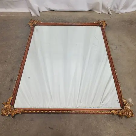 Vintage Hollywood Regency/French Provincial Style Gilt Mirror 44