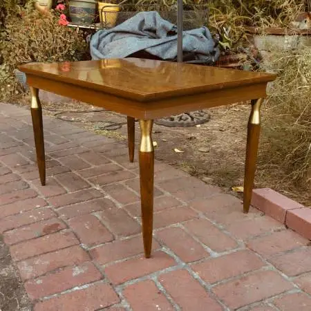 Super cool 1950s-60s Mid Century Modern End/Side Table