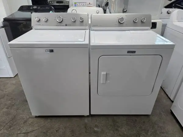 Maytag Topload Washer and electric dryer set